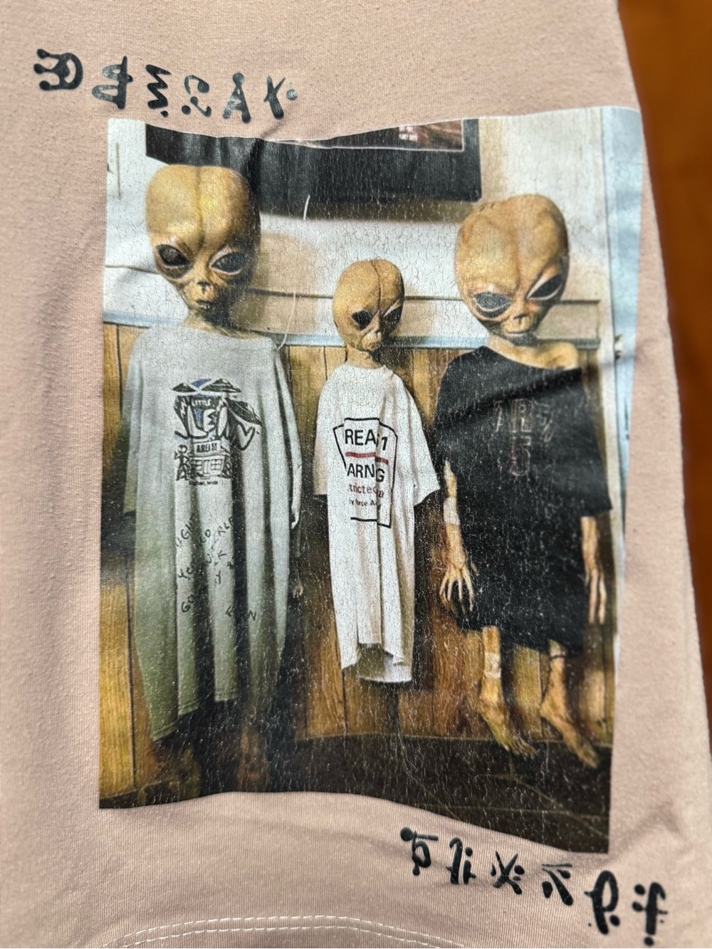 Over Style Alien Tee in light salmon 👽 Men’s XL